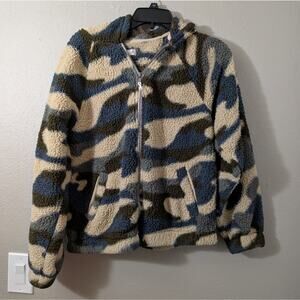 SO Womens Camouflage Sherpa Jacket - Blue, Cream, Brown]